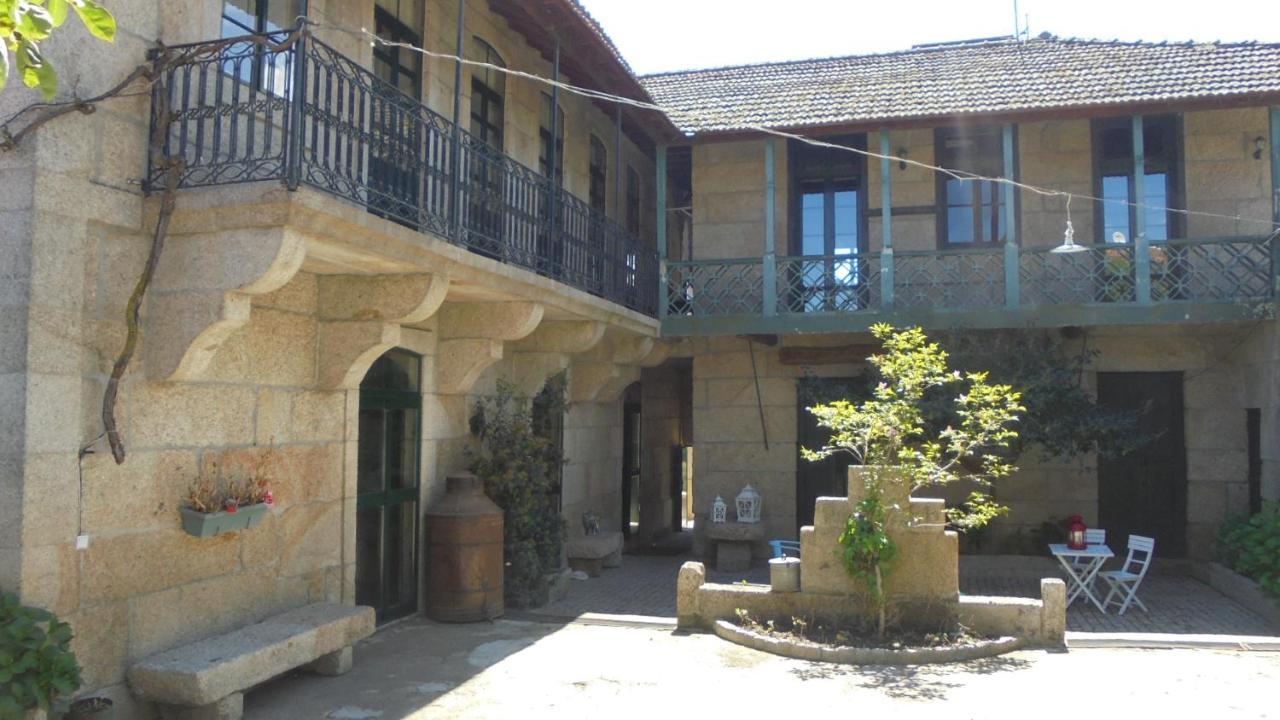 Casa Da Roseira - Valpacos Bed & Breakfast Vassal Exterior photo