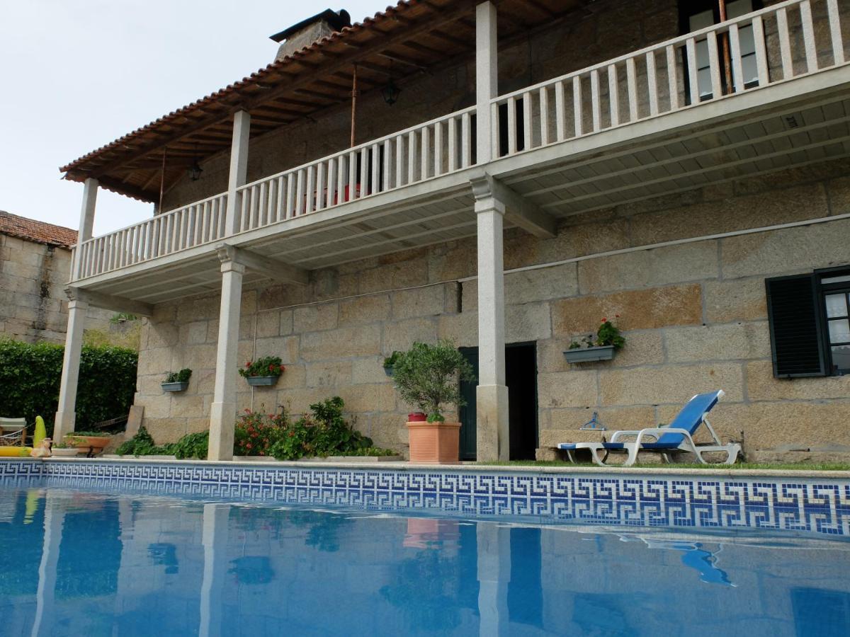 Casa Da Roseira - Valpacos Bed & Breakfast Vassal Exterior photo