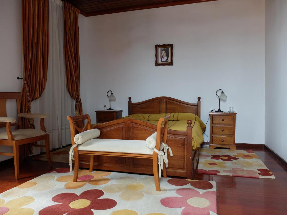 Casa Da Roseira - Valpacos Bed & Breakfast Vassal Exterior photo